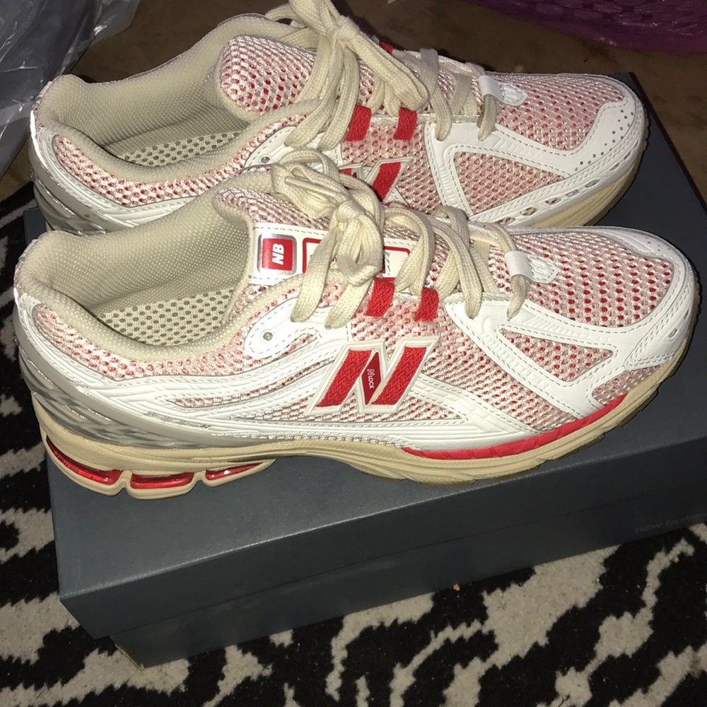 New balance 1906 r